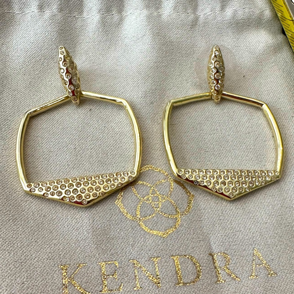 Kendra Scott gold earrings - Picture 2 of 3